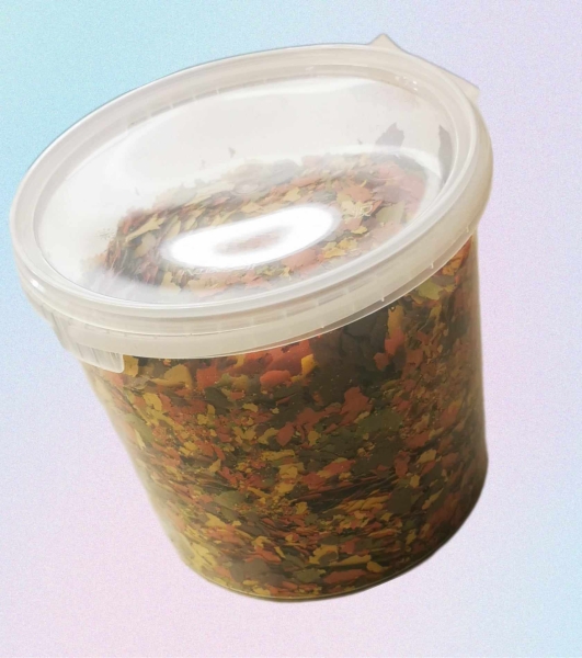 350 gramm im Eimer Teichflocke Zierfischflocke Multi Color ist ein farbiger Flocken Mix als Hauptfutter für alle Gartenteichfische und Zierfische - Kopie